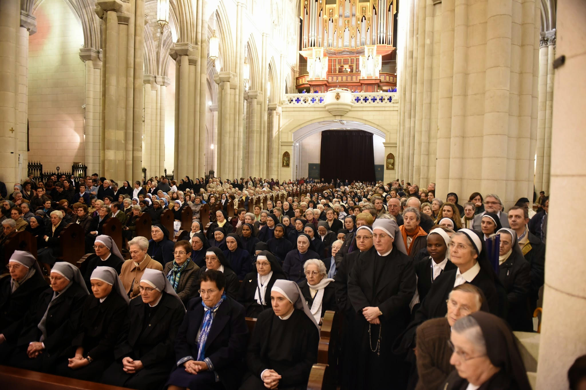 2014-11-30 - Celebración con motivo de la inauguración del Año de la Vida Consagrada