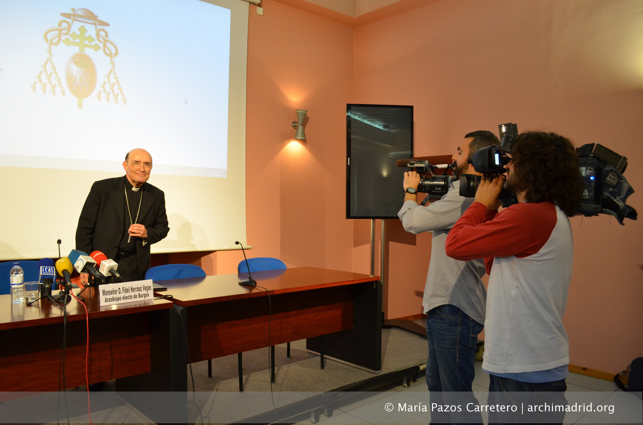 2015-10-30 - Rueda de Prensa de monseñor Fidel Herráez, Arzobispo electo de Burgos