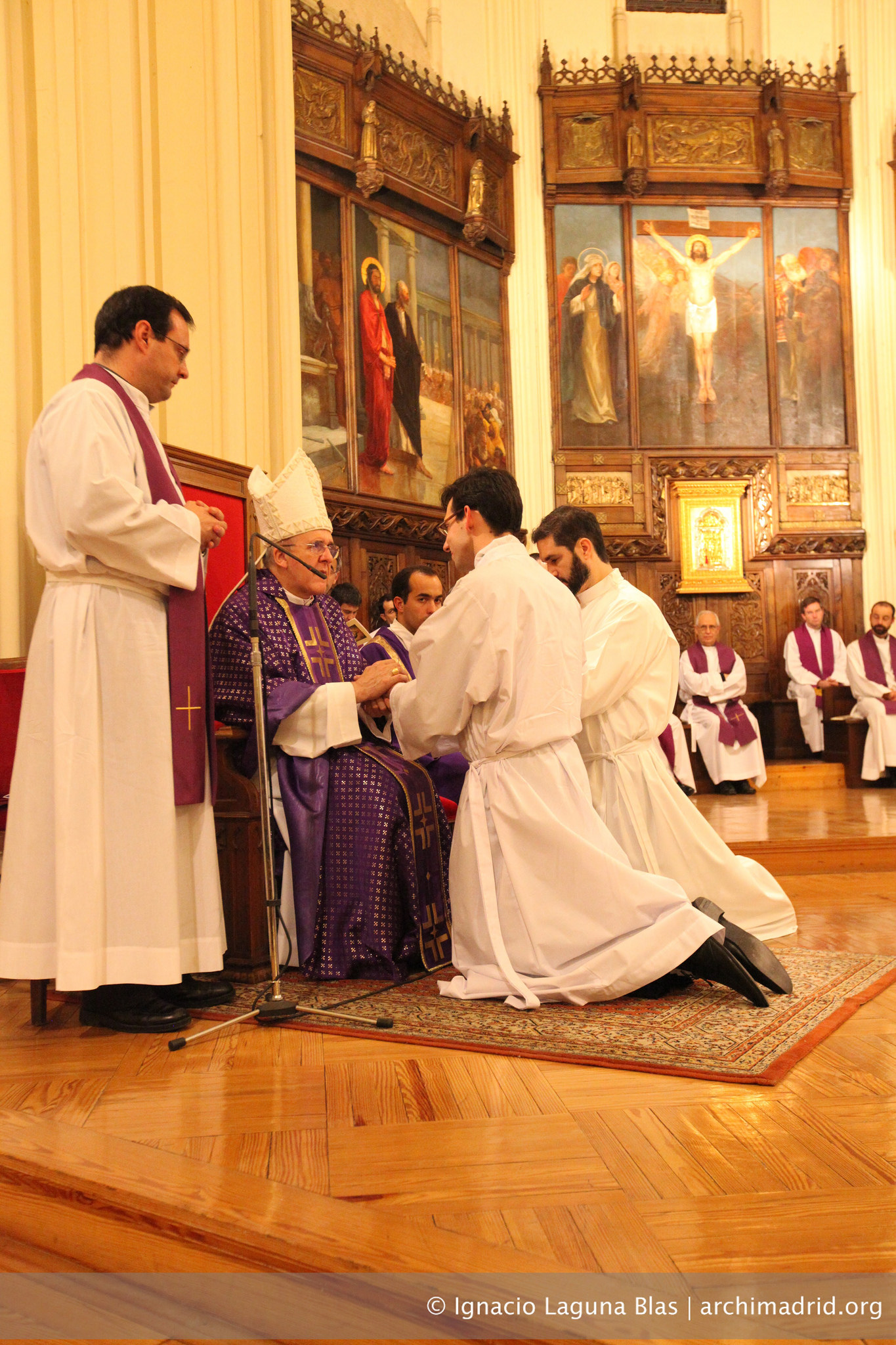 2015-11-28 - Ordenación diaconal en el Seminario Conciliar. Manuel María Sánchez García-Loygorri