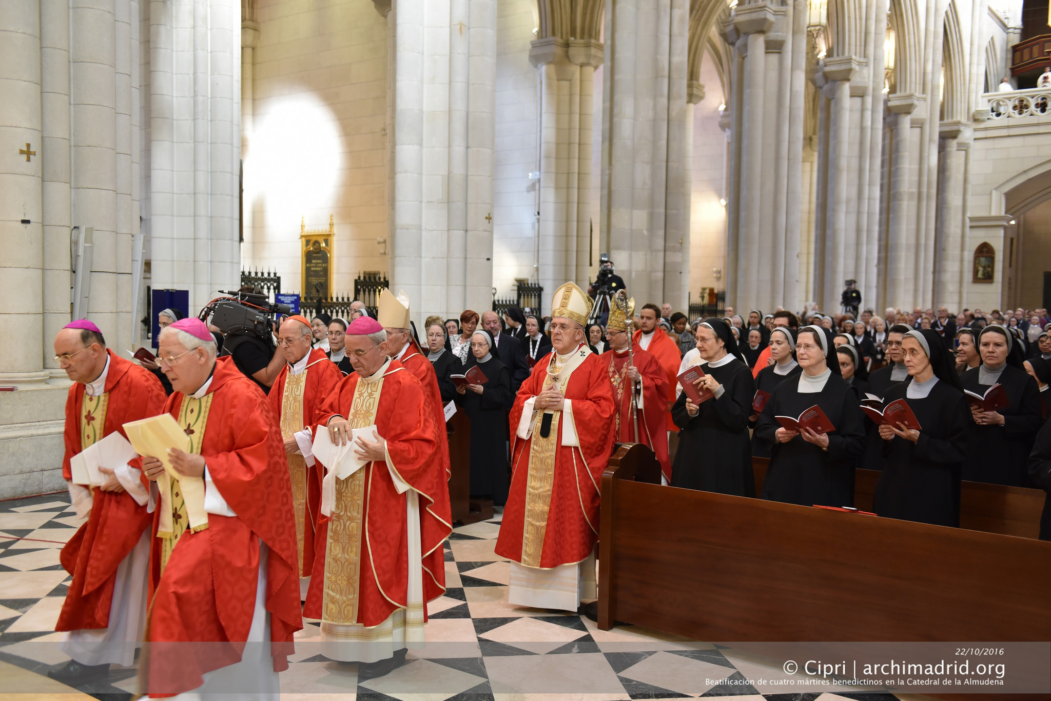 2016-10-29 - Beatificación de cuatro mártires benedictinos en la Catedral de la Almudena