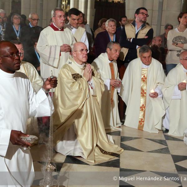 2016-03-24 - Jueves Santo. Misa Vespertina de la Cena del Señor