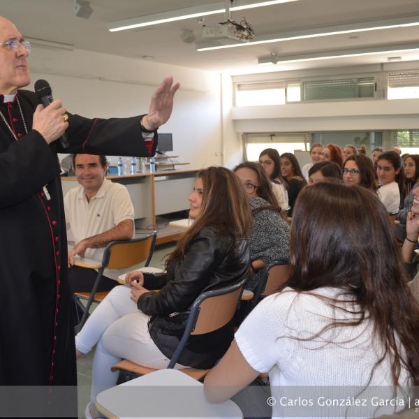 2016-09-21 - Encuentro en el Colegio J. H. Newman