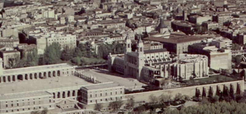 La catedral madrile&ntilde;a y su alcalde, don Juan de Arespacochaga (1979)