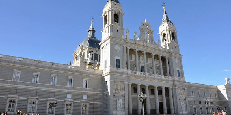 FRATER peregrina a la catedral de la Almudena en el marco del A&ntilde;o Jubilar Mariano