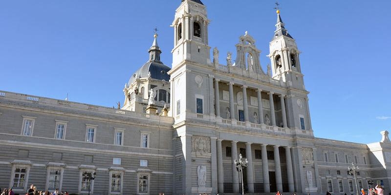Monse&ntilde;or Jes&uacute;s Vidal preside en la catedral la Misa del jubileo para el Orden de las v&iacute;rgenes consagradas