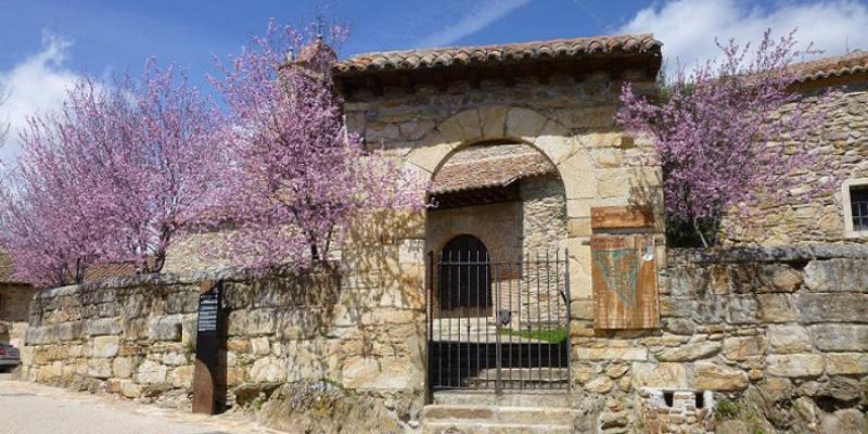 Horcajuelo de la Sierra celebra sus fiestas de verano en honor a san Antonio de Padua con Misa y procesi&oacute;n