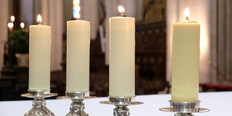 El cardenal Cobo preside una Eucarist&iacute;a en la catedral en la solemnidad de Pentecost&eacute;s